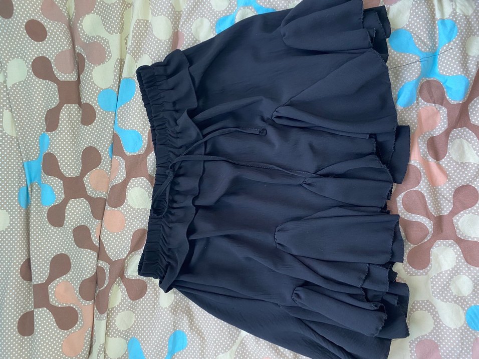 Siyah Fırfırlı Mini Etek - Görsel 2