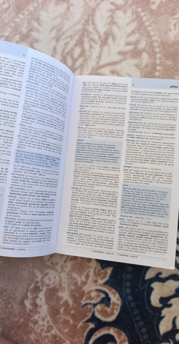 Oxford Wordpower İngilizce-İngilizce-Türkçe Sözlük - Görsel 2