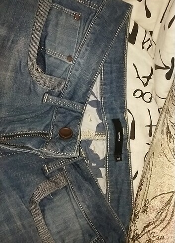 Sarar Sarar jean