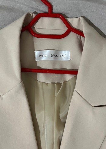 Düğmeli krem Mini Kadın Blazer Ceket - Görsel 2