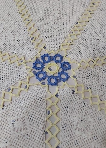 El Örgüsü Beyaz, Sarı ve Mavi Masa Örtüsü - Görsel 7