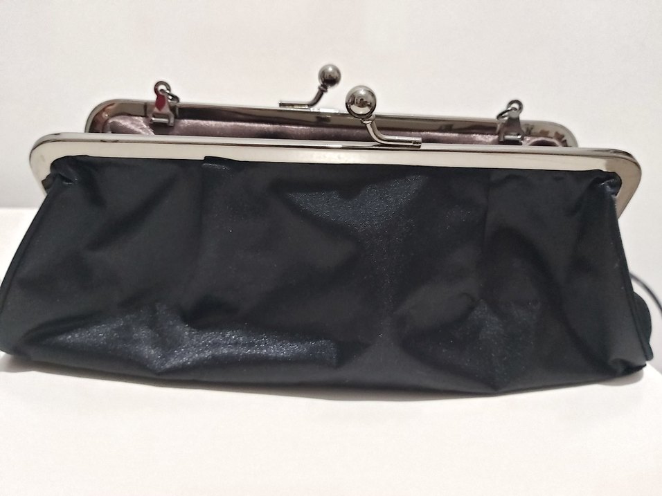 Siyah Zincirli Çanta - Görsel 4