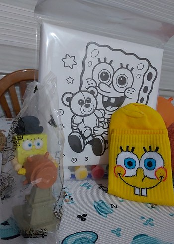 Sünger Bob Figürü + Çorabı + Tuvali - Görsel 3