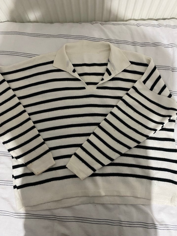 Uzun Kollu Çizgili Beyaz Triko Kazak - Görsel 2