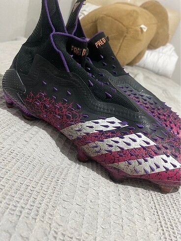 Adidas Krampon Adidas Predator Freak Elit FG
