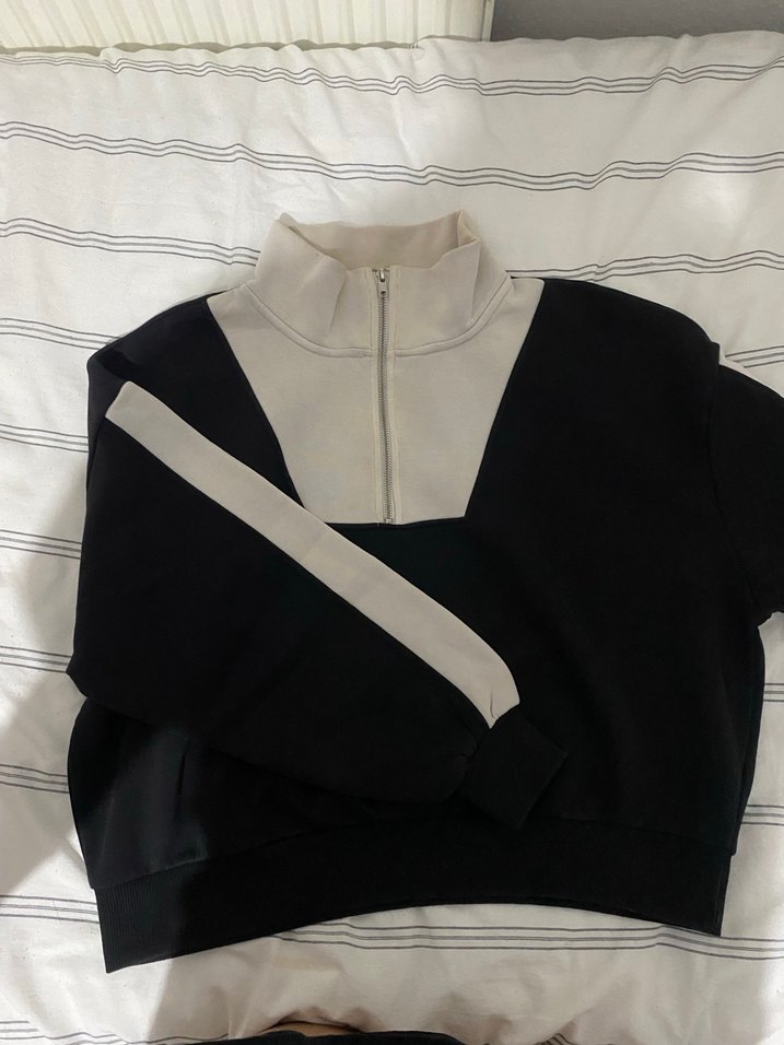 Yarım Fermuarlı Siyah Gri Sweatshirt - Görsel 2