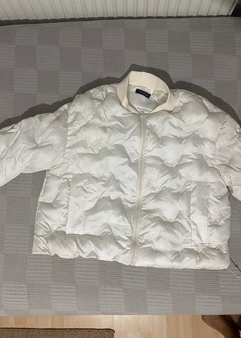 38 Beden beyaz Renk Eker oversize Midi Uzun Kollu Puff Mont su itici kapitoneli