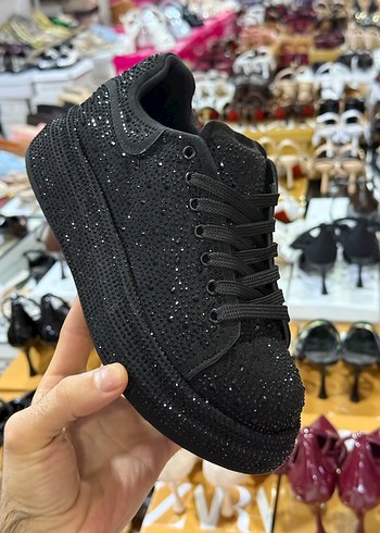 Siyah taşlı spor Alexandra ayakkabı - Görsel 2