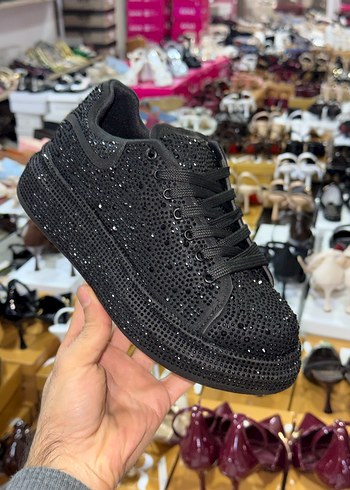 Siyah taşlı spor Alexandra ayakkabı - Görsel 7