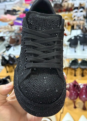 Siyah taşlı spor Alexandra ayakkabı - Görsel 3