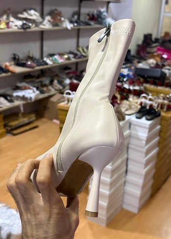 Kadın bej Streçli yandan fermuarlı 9cm topuk - Görsel 4