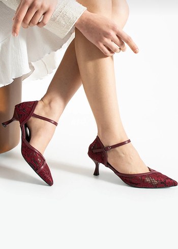 Kadın 6 cm topuklu sivri burun dantel dokulu bilekten bantlı - Görsel 11