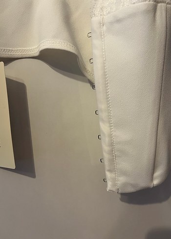 Trendyolmilla Dantel Detaylı V Yakalı Beyaz Bustiyer - Görsel 6
