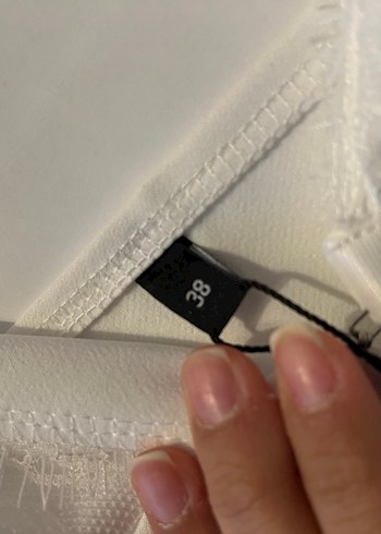 Trendyolmilla Dantel Detaylı V Yakalı Beyaz Bustiyer - Görsel 3