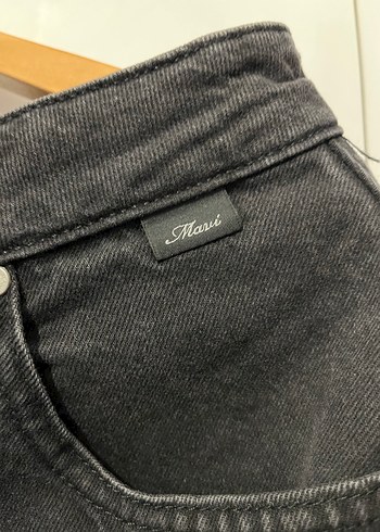 Mavi Siyah Bol Kesim Mini Denim Şort - Görsel 4