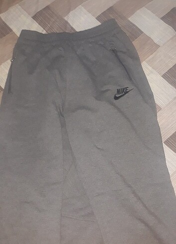 Nike tech