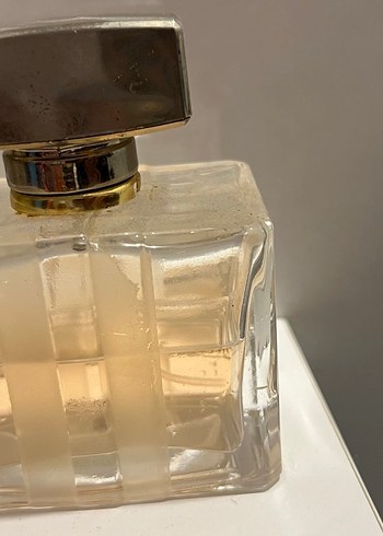 Gucci Kadın Parfümü - Şık Şişe - Görsel 2