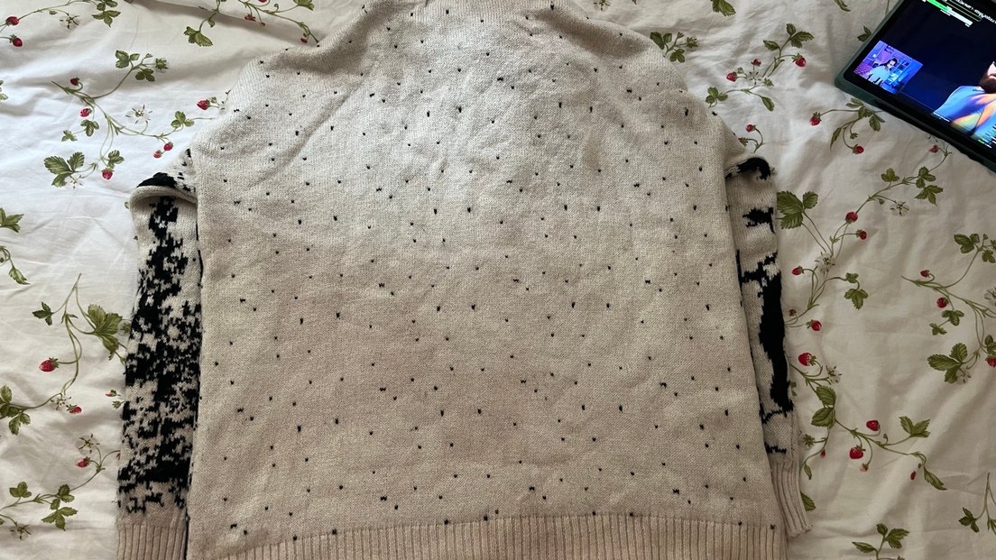 Geyik Desenli Örgü Kadın Kazak - Görsel 3