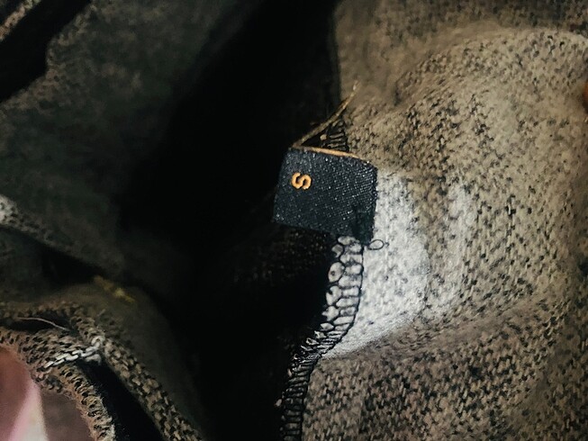 GRİ BELİ KEMERLİ PANTOLON - Görsel 5