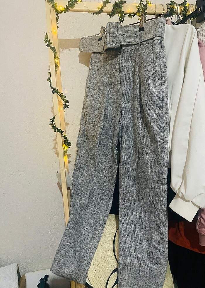 GRİ BELİ KEMERLİ  PANTOLON - Görsel 3