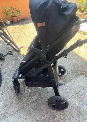 Siyah Bebek Arabası - Görsel 6