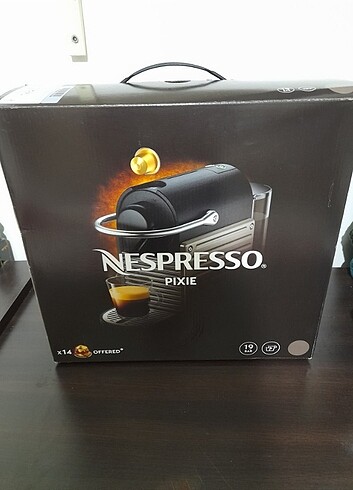 Nespresso Kahve Makinesi Pixie C61