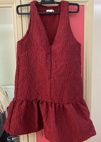 Bordo V Yakalı Kolsuz Mini Elbise