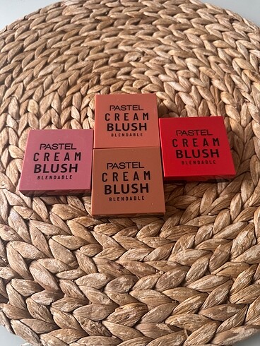 Pastel Krem Allık