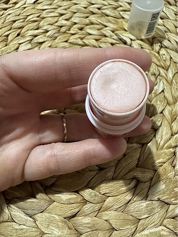  Beden Essence Aydınlatıcı Kapatıcı
