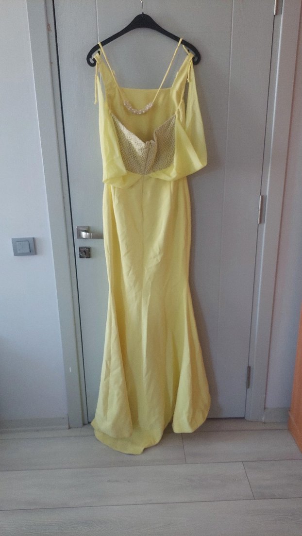 Dantel İşlemeli sari Straplez Midi Elbise - Görsel 4