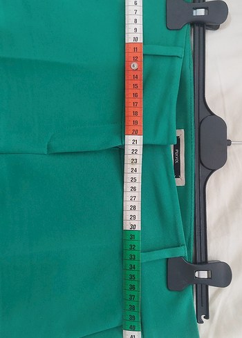 Kadın Yeşil Kemerli Midi Kumaş Pantolon - Görsel 4