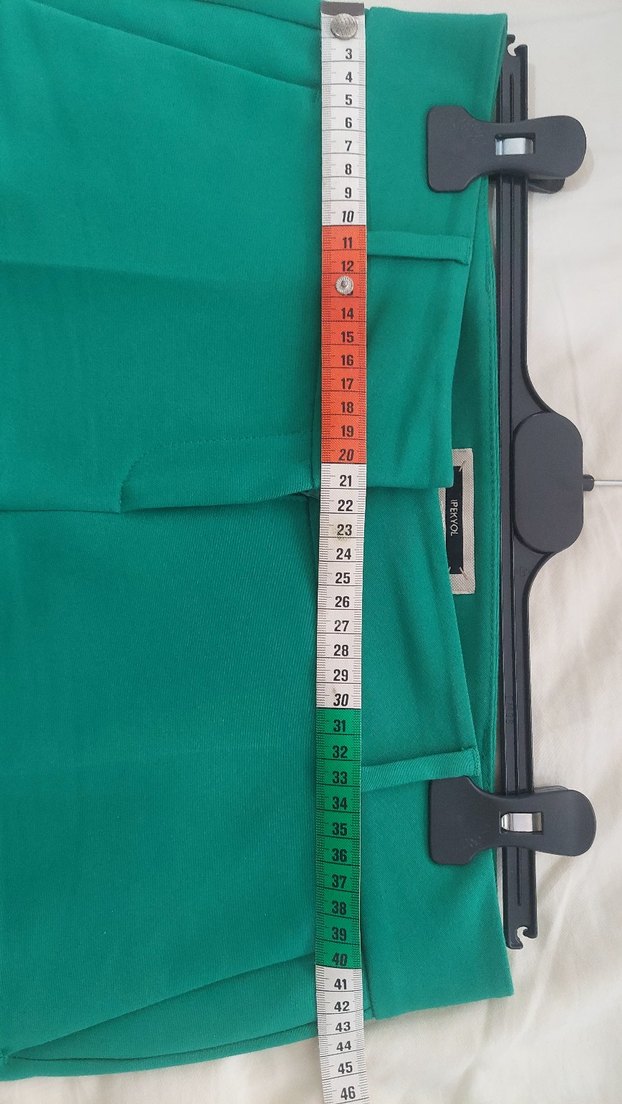 Kadın Yeşil Kemerli Midi Kumaş Pantolon - Görsel 4