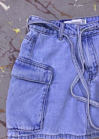 Stradivarius Tokalı Mavi Denim Mini Etek