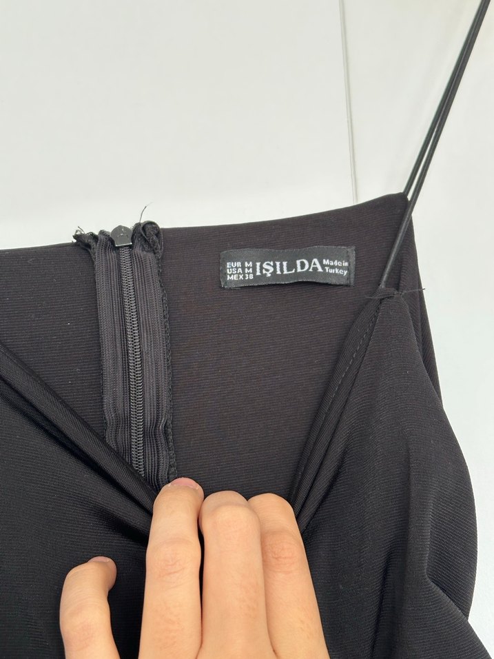 Siyah Drapeli Uzun İp Askılı Kadın Elbise M beden - Görsel 4