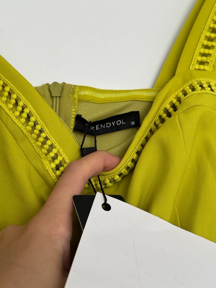 Sarı Askılı Uzun İnce Elbise etiketli 36 beden - Görsel 3