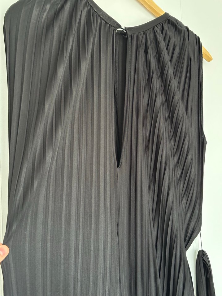 Kadın Siyah Pilili tulum - Görsel 4