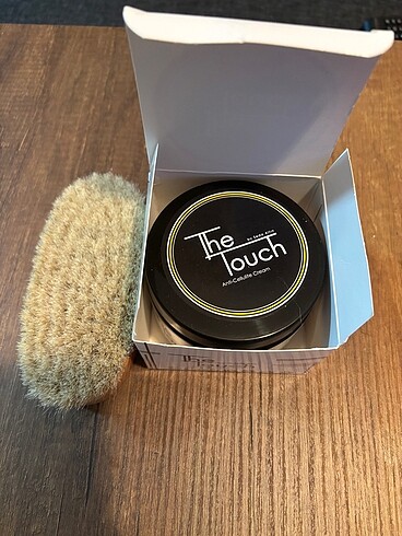 Beden Renk The Touch by Seda Altın Selülit Kremi ve At Kılı Fırça