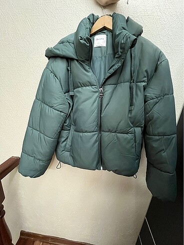 bershka mont