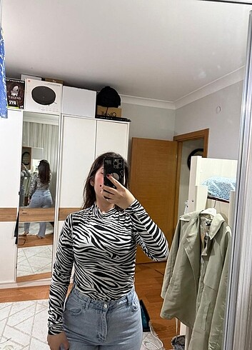 m Beden Zebra desenli bluz