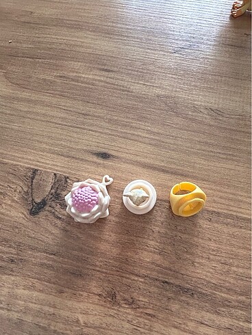  Miniş oyuncak
