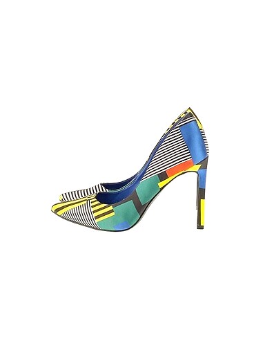 Nine West Stiletto %70 İndirimli.