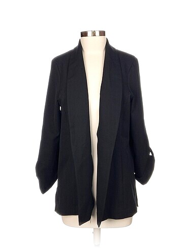Gusto Blazer %70 İndirimli.