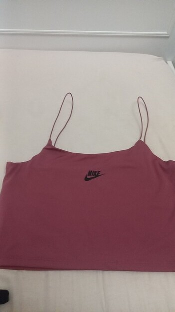 Nike büstiyer