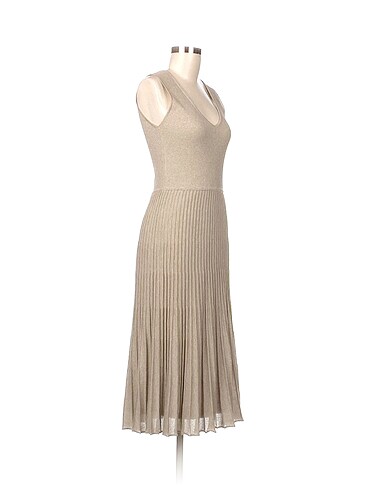 Massimo Dutti Massimo Dutti Uzun Elbise %70 İndirimli.