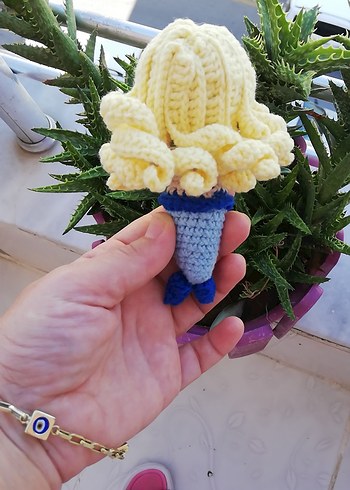 Beden Renkli Örgü Denizkızı Bebek
