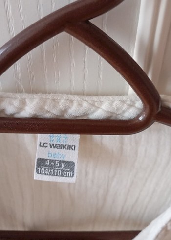 2 adet Beyaz  Kısa Kollu Gömlek ve siyah pantolon - Görsel 3