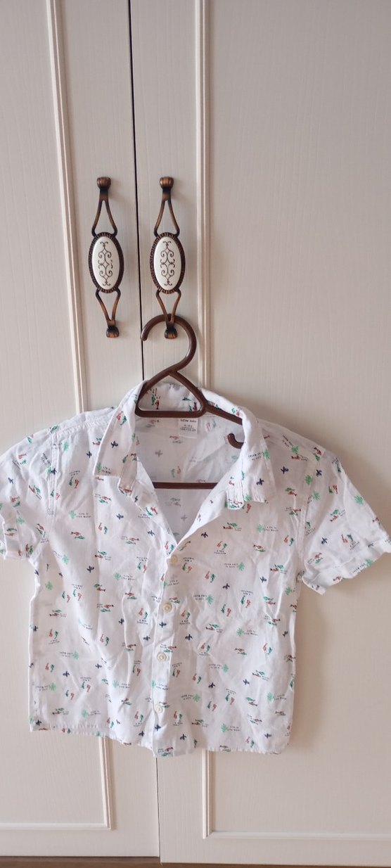 2 adet Beyaz  Kısa Kollu Gömlek ve siyah pantolon - Görsel 4