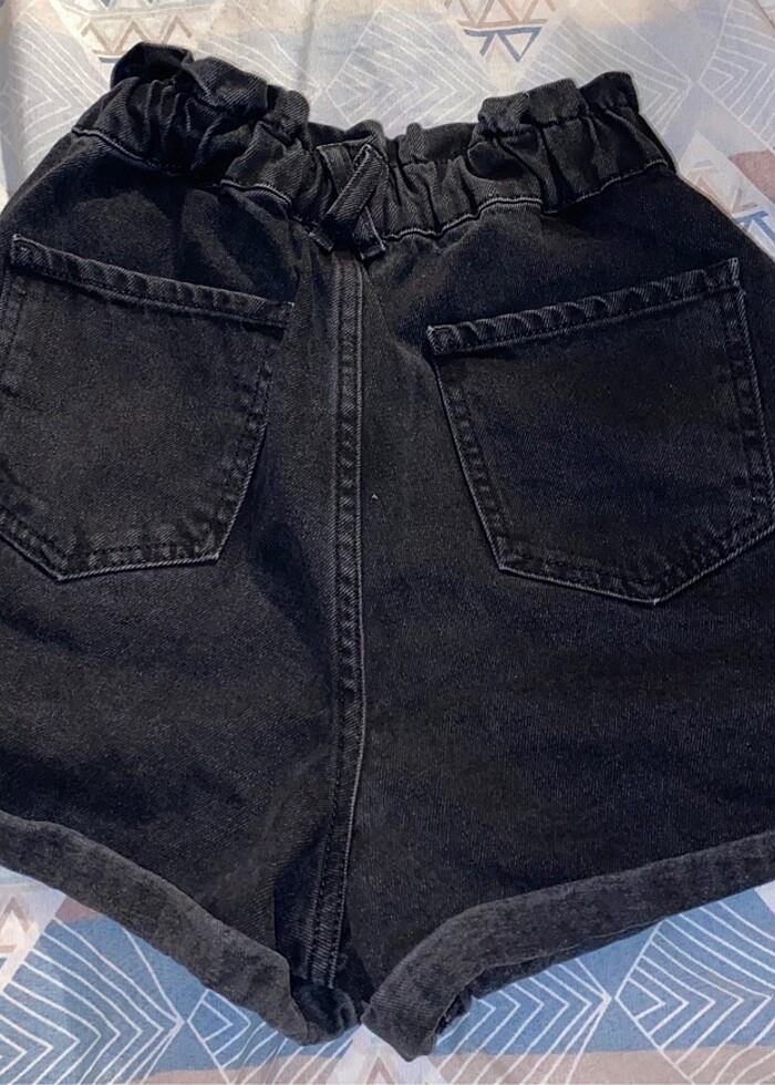 Beli büzgülü kısa şort - Görsel 2