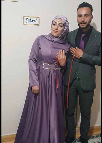 Uzun Mor Drapeli Tesettür Nişan Elbisesi