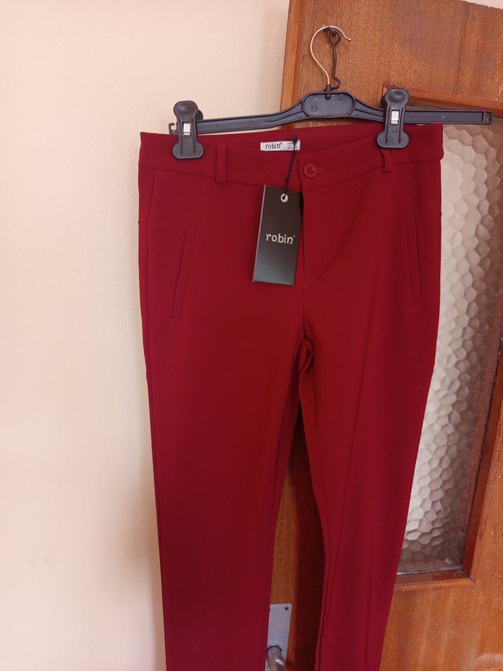 Kırmızı Düğmeli Kadın Kumaş Pantolon - Görsel 3